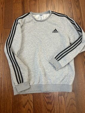 adidas Light Gray Crewneck Sweatshirt with Black Stripes size L